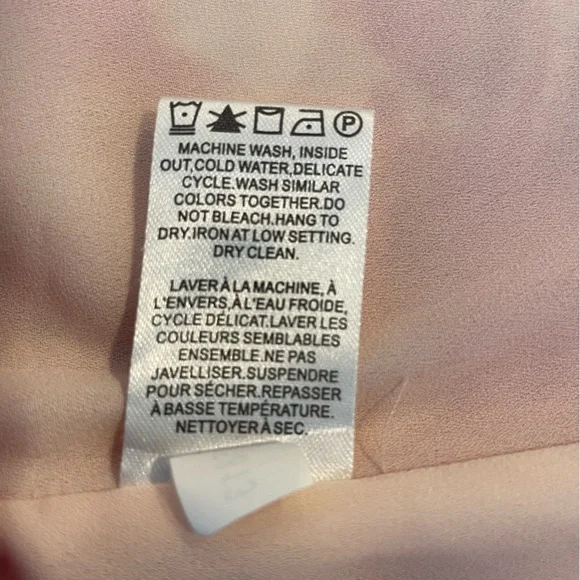 RW&CO. Vibrant Pink/Orange/White Abstract Sleeveless Blouse EUC - Picture 11 of 11